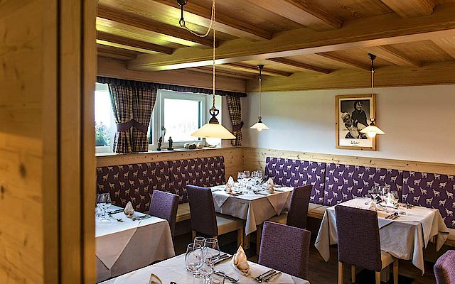 La sala da pranzo dell'Hotel Chalet Dolomites