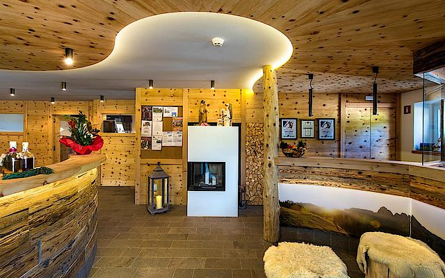 The entrance area at the Hotel Chalet Dolomites